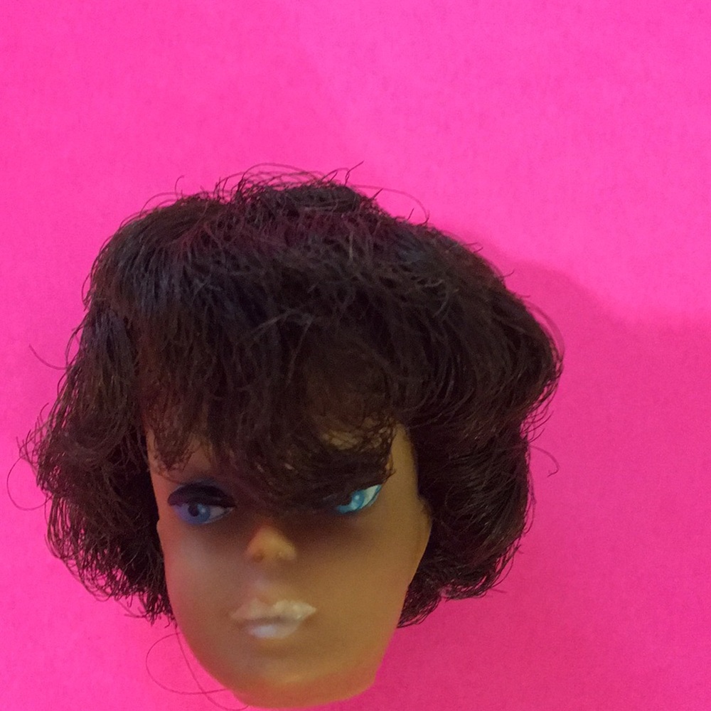 Vintage Barbie brunette bubble cut head only - Picture 2 of 5